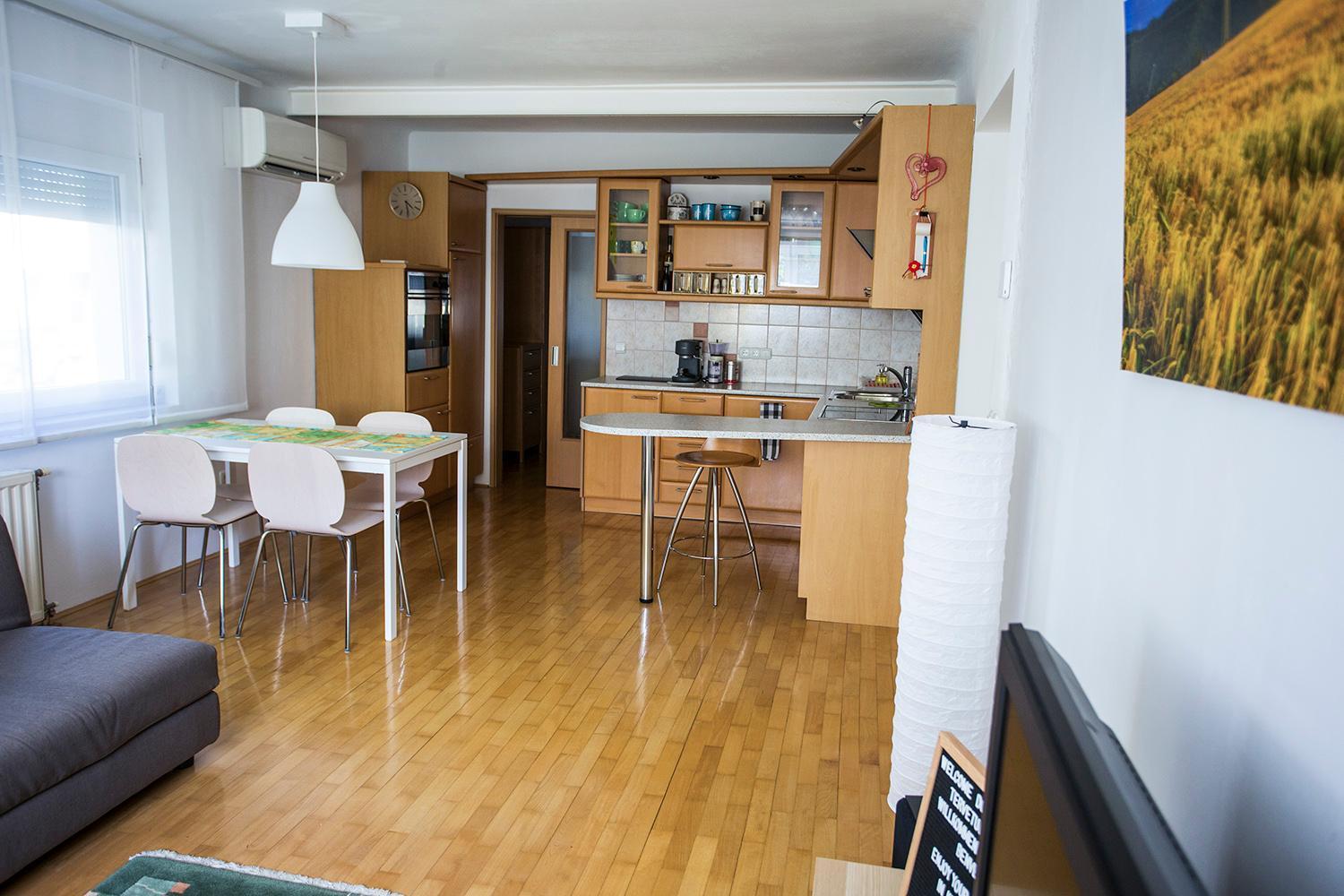 Goldenfields apartment Kranj Eksteriør billede